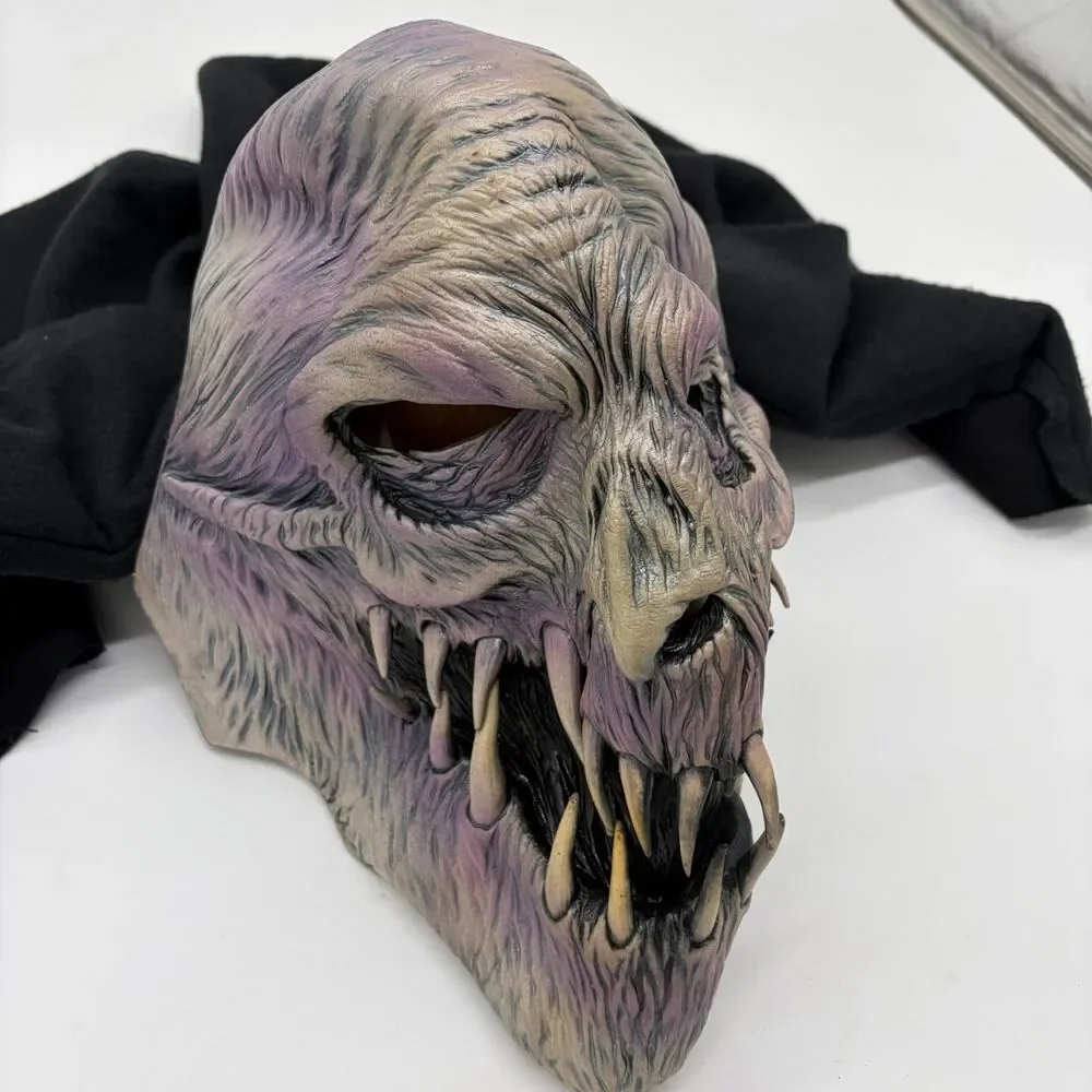 Vintage 1998 Be Something Studios BSS Latex FANG FACE Shroud MONSTER Mask USA